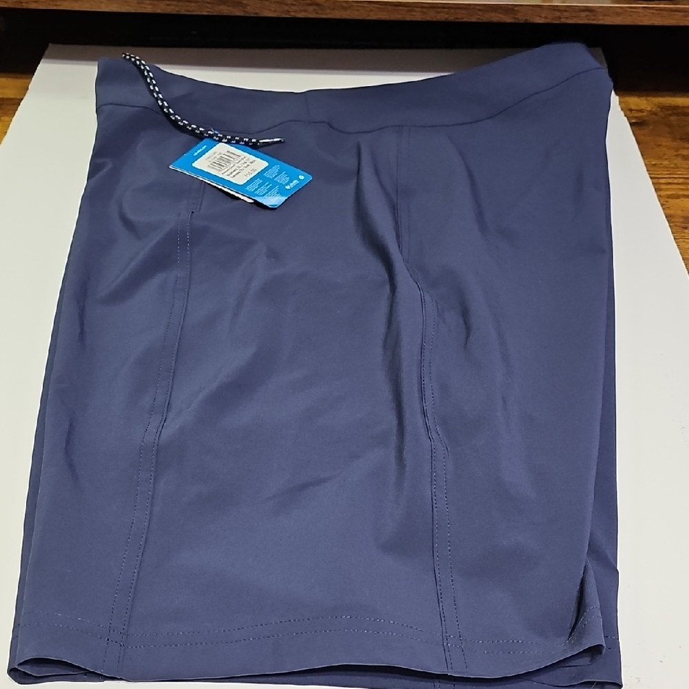 Columbia Women's Navy Shorts